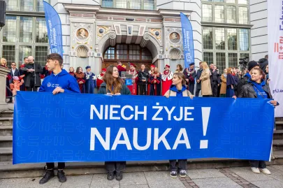 Parada uczelni i konferencja FAR-u