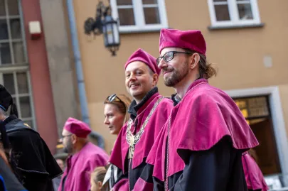Parada uczelni i konferencja FAR-u
