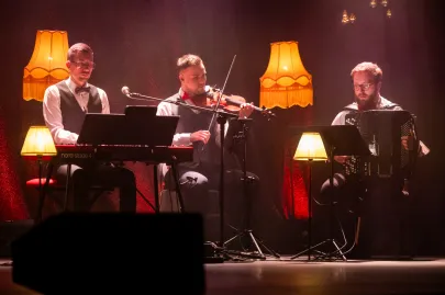 Wieczorem w Paryżu (w Stary Maneż)