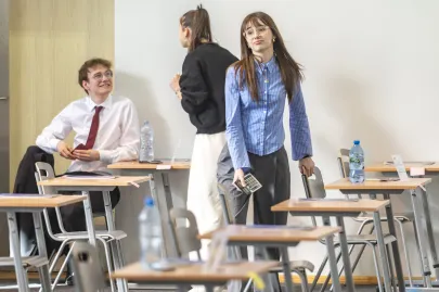 Matura 2025 z matematyki w Uniwersyteckim Liceum Ogólnokształcącym