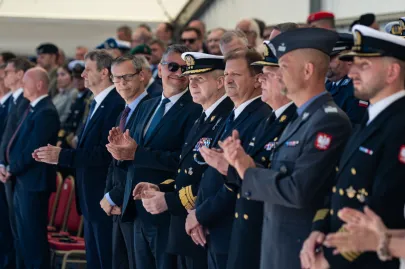 Wodowanie okrętu im. Jerzego Różyckiego w stoczni Remontowa Shipbuilding.