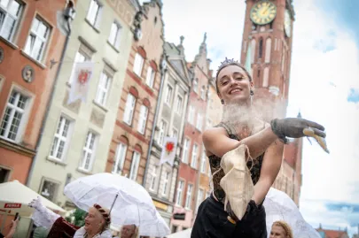 Bursztynowa parada na ulicach Gdańska