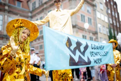 Bursztynowa parada na ulicach Gdańska