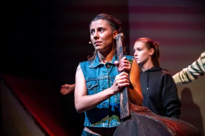 Próba medialna speklatklu "WANOŻNICË" Na scenie Kameralnej Teatru Muzycznego w Gdyni