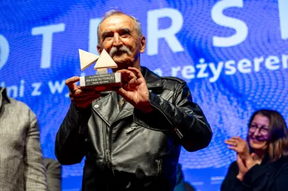 Uroczyste wręczenie statuetki Arcymistrza Kina Markowi Koterskiemu