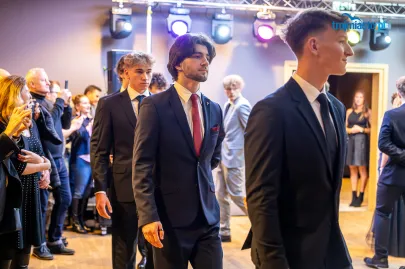 Studniówka II LO w Gdyni w hotelu Mercure Gdynia Centrum
