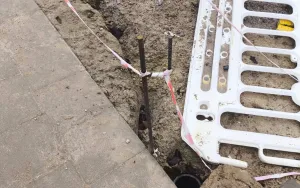 Fatalnie zabezpieczone prace przy ul. Dywizji Wołyńskiej w Gdańsku