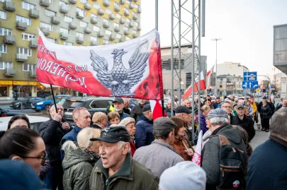 Manifestacja "Solidarni z Bąkiewiczem"