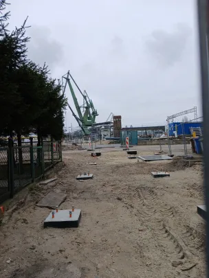 Budowa kładki Gdańsk Stocznia -  nadal nie widać postępów