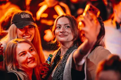 100cznia otwiera sezon 2026