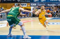 AMW Arka Gdynia - Orlen Zastal Zielona Góra 64:90. Żółto-niebiescy dalej od finału