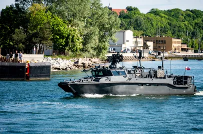 Pokaz manewrów wojskowych w Porcie Gdynia