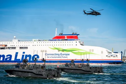 Pokaz manewrów wojskowych w Porcie Gdynia