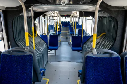 Prezentacja nowych elektrycznych autobusów przegubowych w Gdyni