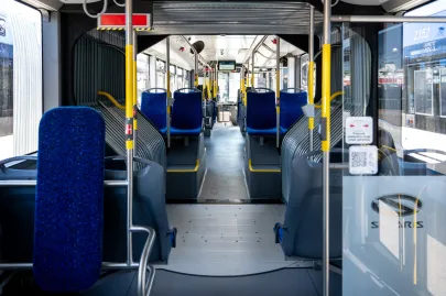 Prezentacja nowych elektrycznych autobusów przegubowych w Gdyni