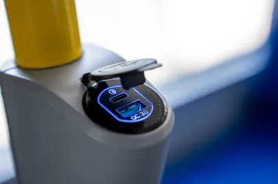 Prezentacja nowych elektrycznych autobusów przegubowych w Gdyni