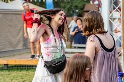 Przystanek Przygoda z AmberSky - Festiwal Kolorów HOLI