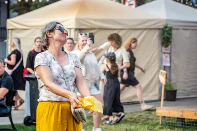 Przystanek Przygoda z AmberSky - Festiwal Kolorów HOLI