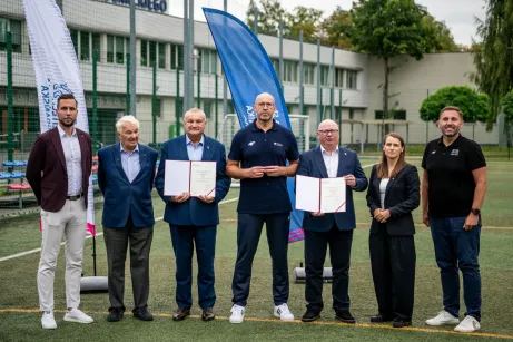 Przekazanie środków na remont boiska w Centrum Sportu Politechniki Gdańskiej