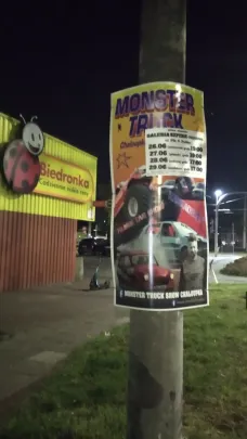 Dziwny plakat, czy ktoś z was był kiedyś na takiej imprezie?