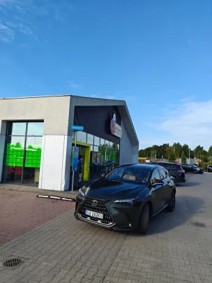 Uwaga na Pana w Lexusie