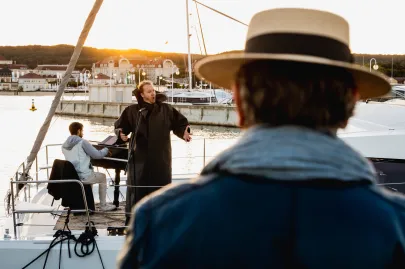 Piano i opera na wodzie