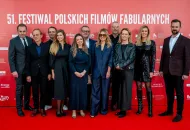 Czerwony dywan przed galą kończącą 51. Festiwal Polskich Filmów Fabularnych w Gdyni