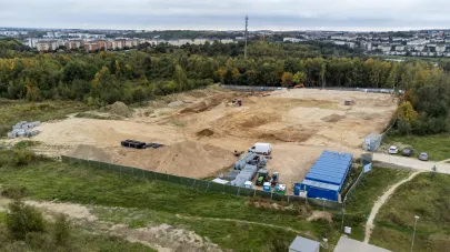 Plac budowy szkoły szkoły na ul. Lawendowe Wgórze