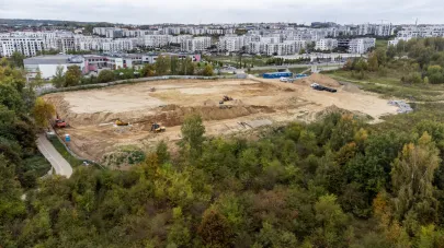 Plac budowy szkoły szkoły na ul. Lawendowe Wgórze