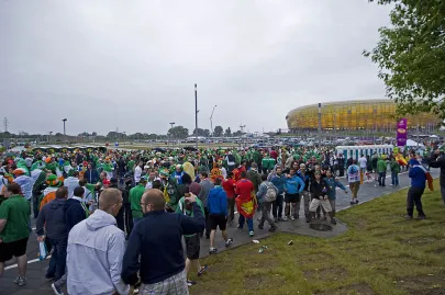  fiesta w drodze na stadion