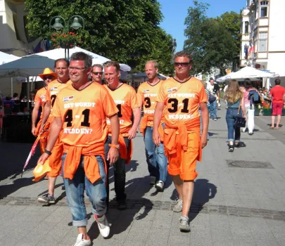 zwarta grupa na  Monciaku