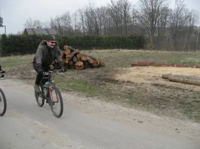 męczący podjazd do zamku