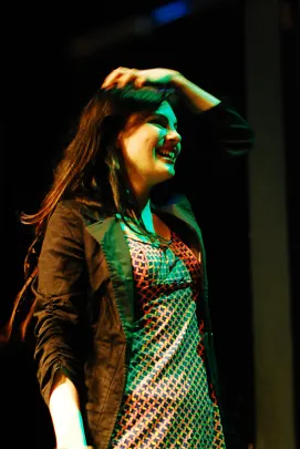 Julia Marcell Klub Ucho
