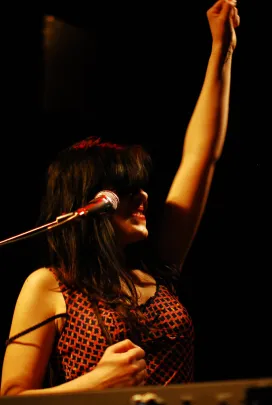Julia Marcell Klub Ucho