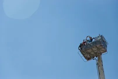 LOTOS od środka