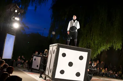Teatr Fuzja "Dywidenda"