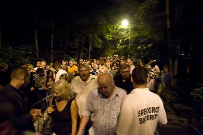 Kolejki przed wejściem