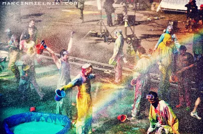 Cropp color fight 