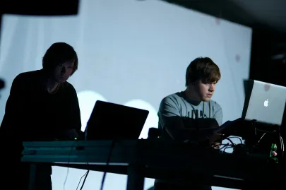Ital Tek