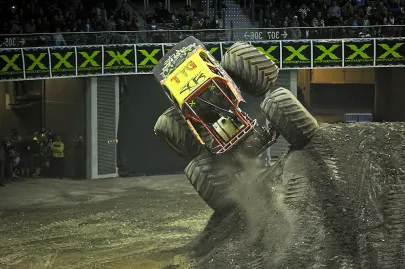 Rock Star, Moster Truck freestyle