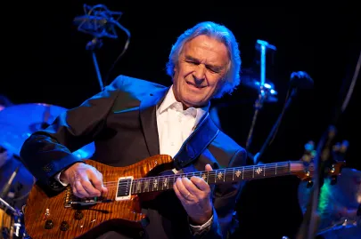 John McLaughlin & the 4th Dimension