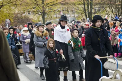mieszkańcy Gdańska w strojach z epoki