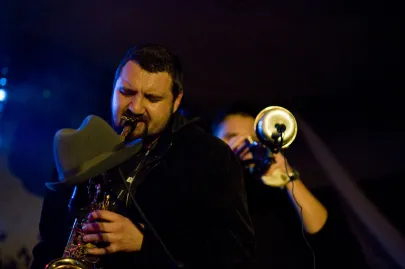 Czerkas Plus Minus 