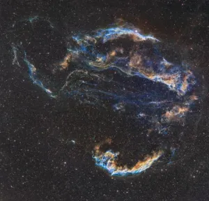 &#8222;Veil Nebula Region (NGC 6960, NGC 6992, NGC 6995)&#8221;,  
AstroCamera 2012
