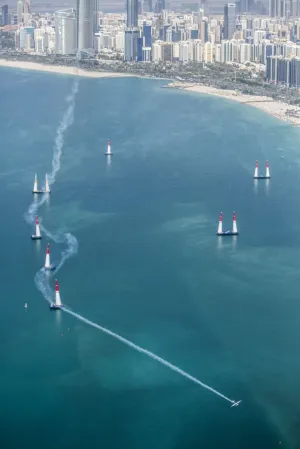 Red Bull Air Race Abu Dhabi fot.Balazs Gardi