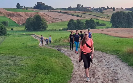 Początek tygodnia to też wspaniały czas na wybranie się w teren, szczególnie na krótką, niewymagającą trasę nieopodal Trójmiasta. 10-12 km wycieczki skierowane są do osób początkujących oraz tych wszystkich, którzy mają ochotę na aktywny wypoczynek niewielkim nakładem sił.