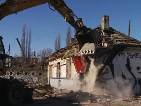 Wyburzanie kasy SKM Sopot