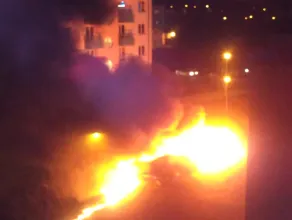 Nocny pożar aut na Łostowicach