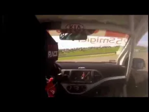 Wypadek Michała Śmigla w V rundzie Kia Picanto Lotos Race w czeskim Moście