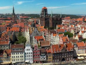 Zobacz panoramę Gdańska z koła widokowego na Wyspie Spichrzów